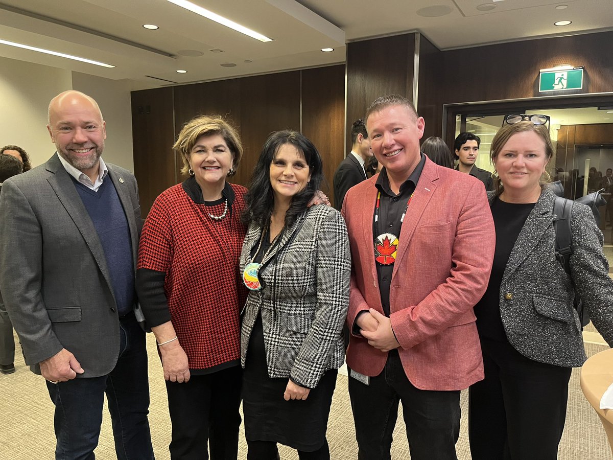 So good to see @NAFC_ANCA Friendship Centres from across Canada on Parliament Hill this week including @hfxmnfc. Loved hearing the work these essential orgs are doing to support urban Indigenous peoples in communities from coast to coast to coast. Thx @MpBattiste for hosting!