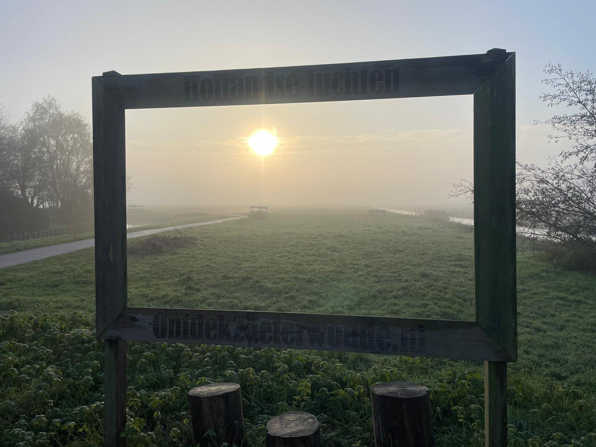 Ons uitzicht! 😍

Vanuit #Zoeterwoude, waar Diederik de meldingen, die binnen zijn gekomen over het #wandelroutenetwerk #Zoeterwoude, aan het checken/oplossen is.

#signing #plaatsing #routenetwerken <a href="/Gem_Zoeterwoude/">Gemeente Zoeterwoude</a>