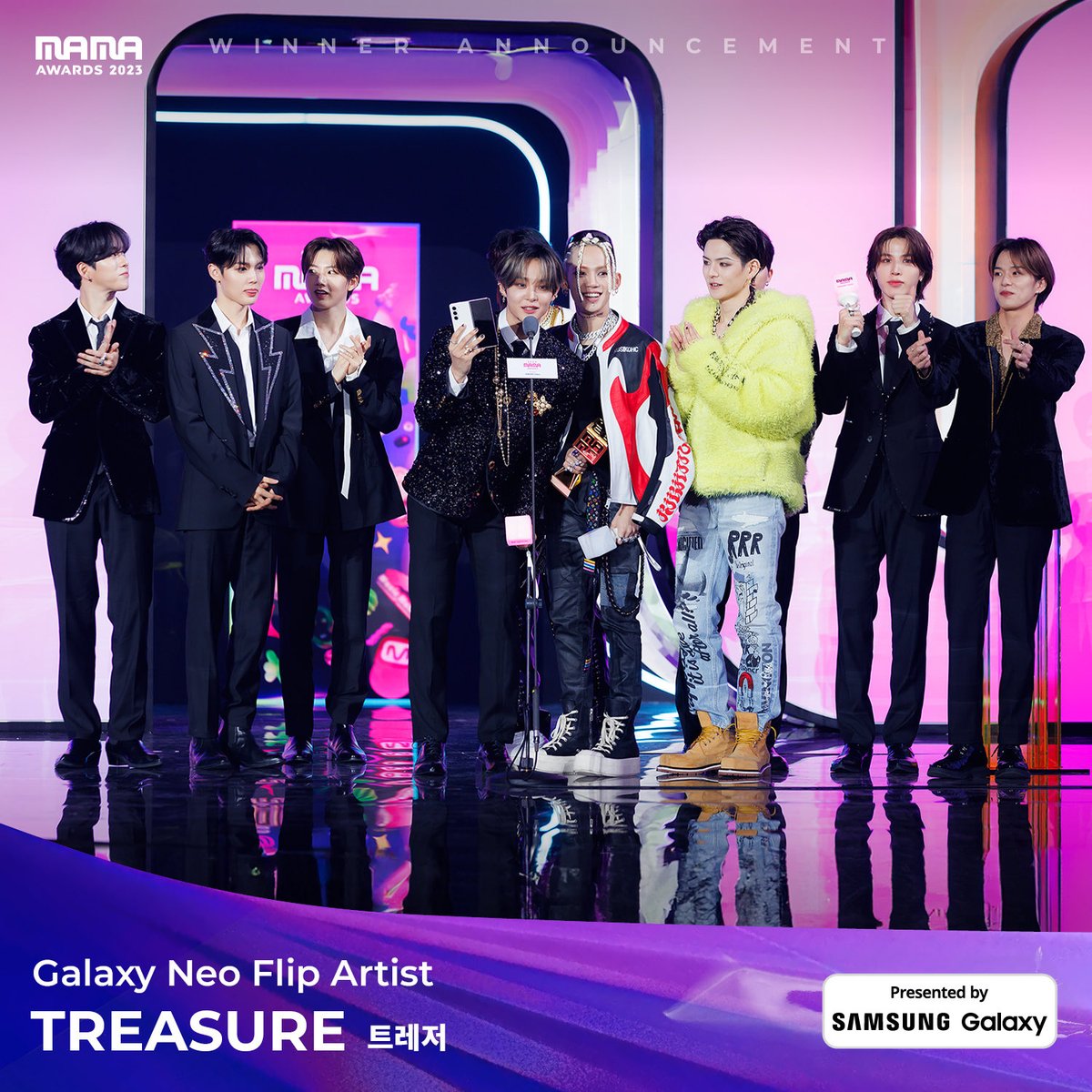The happiness we experienced in that moment receiving the award was truly special, and it's all thanks to the incredible support from Teume.