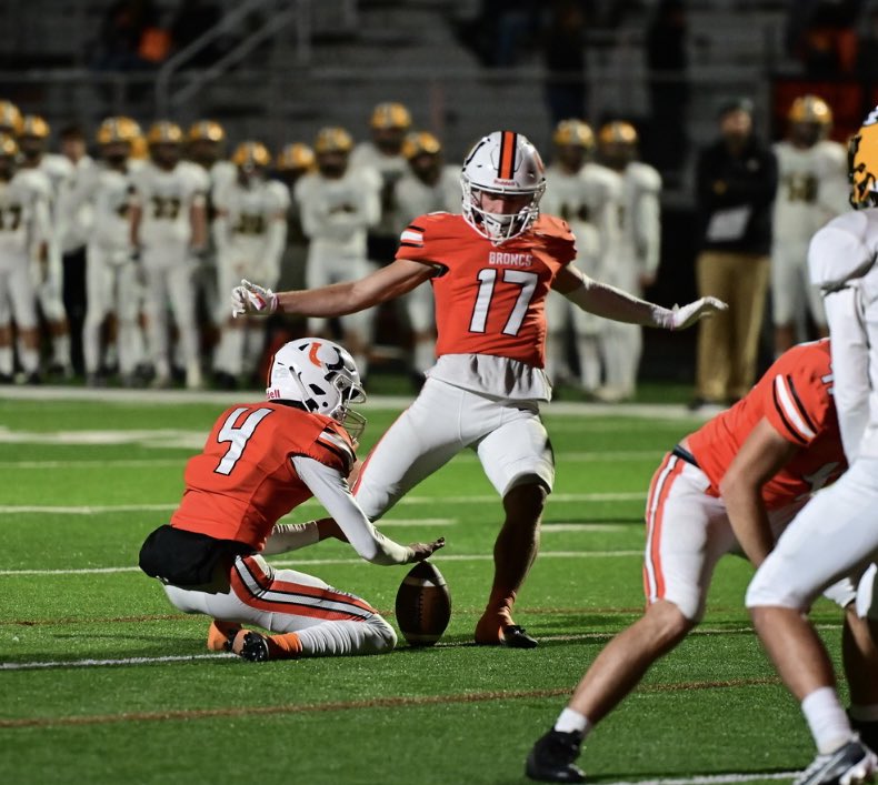 Honored to be named 
1st team all state WR/K/P
1st team all conference WR/K/P
2nd team all conference PR
<a href="/SeniorBroncFB/">Senior Bronc Football</a> <a href="/the_BBoyd/">Benny Boyd</a> <a href="/Coach_SBMoore/">Shannon Moore</a> <a href="/wyo_football/">Wyoming Cowboy Football</a>  <a href="/Coach_Stutz/">Chris Stutzriem</a> <a href="/CoachBlome/">Teague Blome</a> <a href="/Rocky_Football/">Rocky Football</a> <a href="/MTFBCoachSchlee/">Doug Schleeman</a> <a href="/CoachTravisDean/">Travis Dean</a> @CoachOlsonGVSU <a href="/gvsufootball/">GVSU Football</a>
