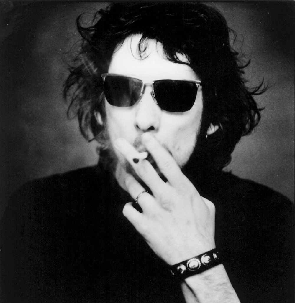 Remembering and celebrating the immense talent of Shane MacGowan on the show today rte.ie/radio/radio1/t…