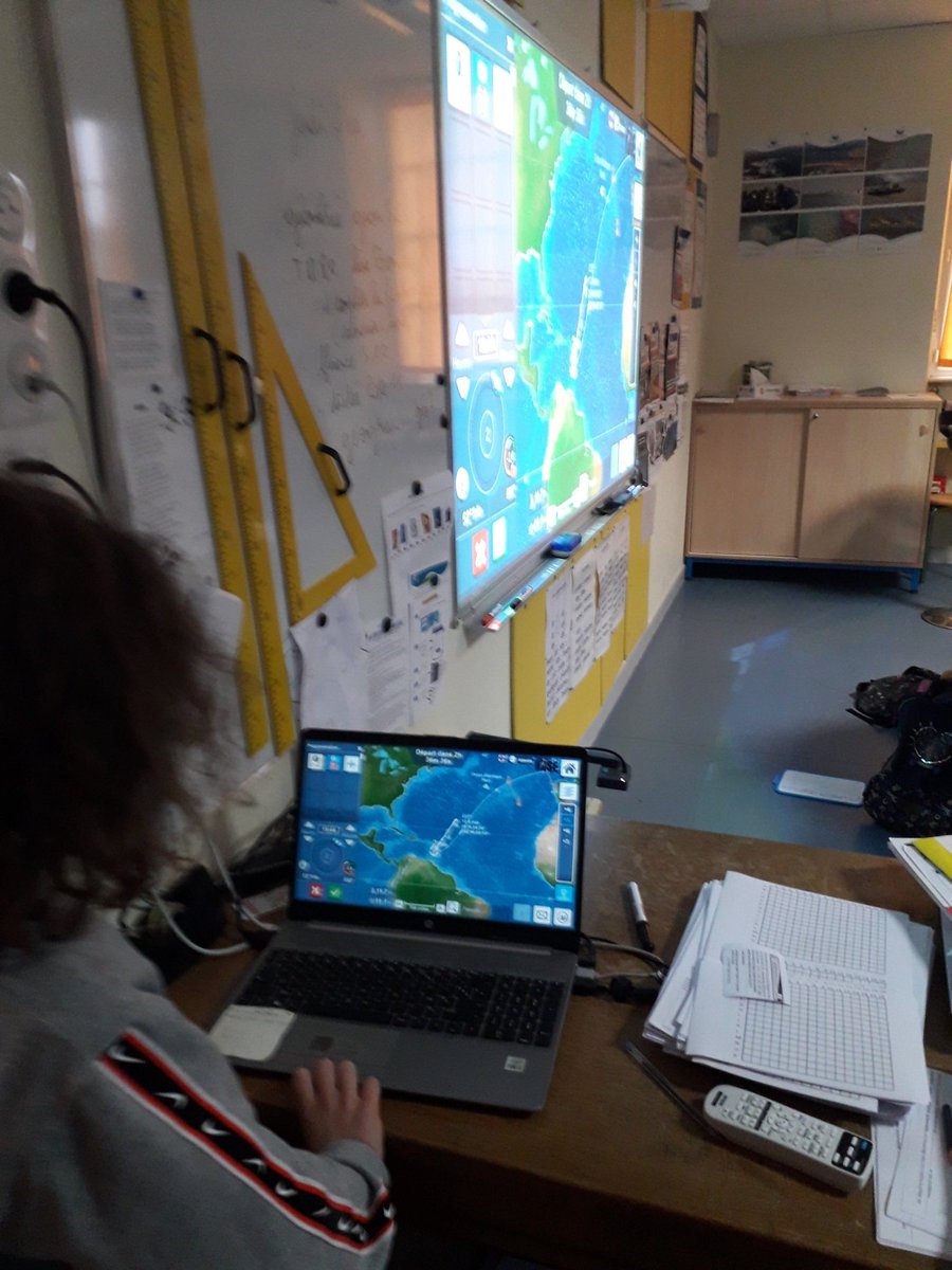 Les CM2 ont programmé leur route pour le départ à 17h de leur #IMOCA "Drôles de CM2" dans la <a href="/VirtualRegatta/">Virtual Regatta</a> <a href="/LeRetourALaBase/">Retour à La Base</a> #RLB2023  <a href="/usepnationale/">USEP nationale</a> <a href="/usep17/">USEP 17</a> @cpdeps17