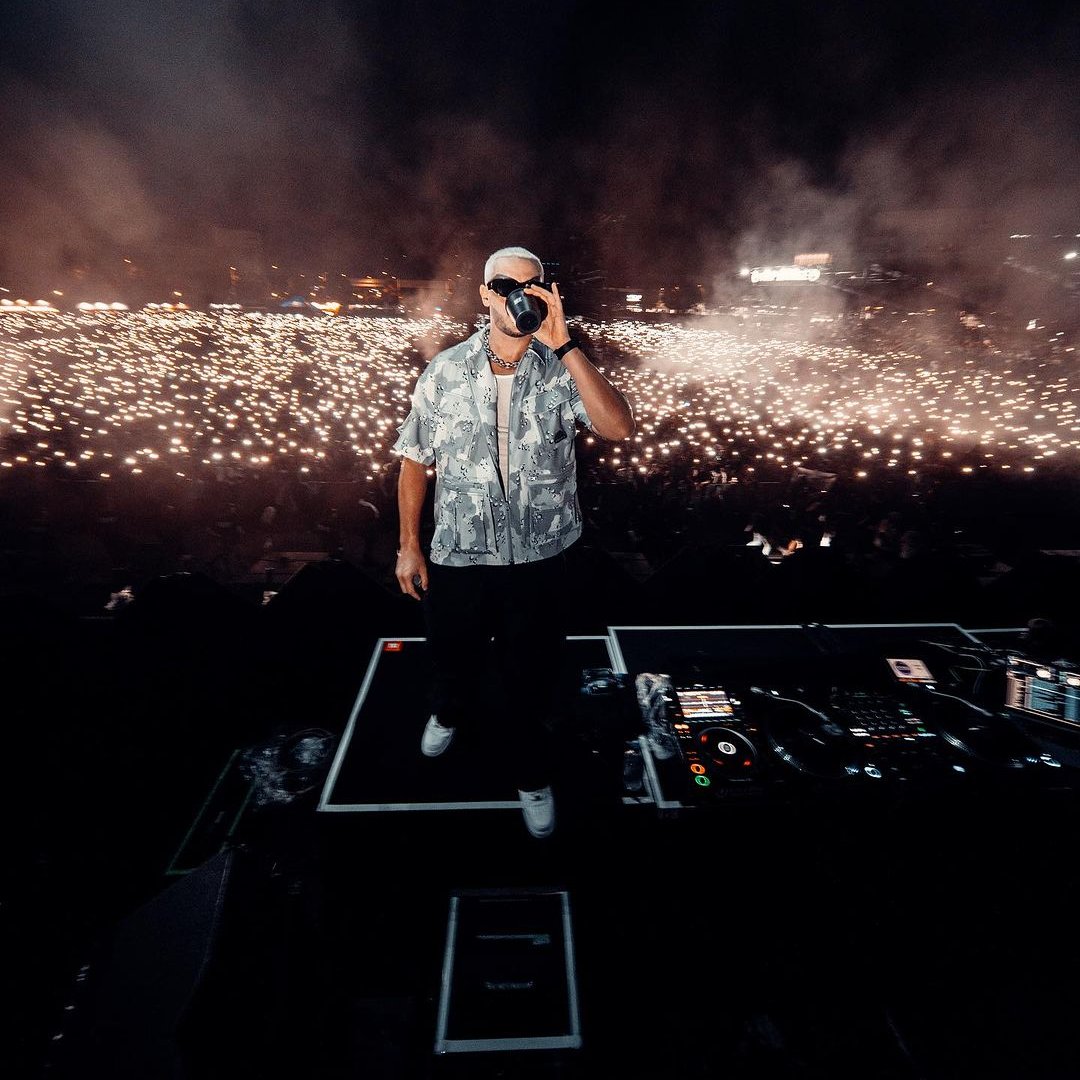Guettapen's tweet image. 🔴 DJ SNAKE OFFICIALISE SA DATE AU STADE DE FRANCE

Ca y est, c&apos;est fait : @djsnake vient de confirmer sa fameuse date au Stade de France teasée depuis de nombreux mois. Le show aura lieu le 10 mai 2025 🤩