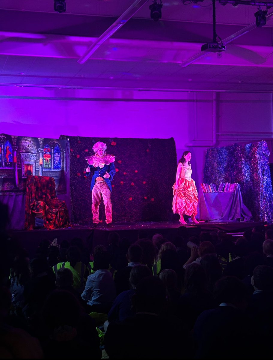 ParkAcad's tweet photo. 🌟 A magical day for our whole school as we watched 'The Beauty and the Beast and the Magical Quest'! The children were absolutely enchanted. A huge thank you to #WimbledonLibrary for hosting us and sparking so many imaginations! 📚✨ #TheatreMagic @thesteptrust @MertonLibraries https://t.co/UUlGF0Ztu7