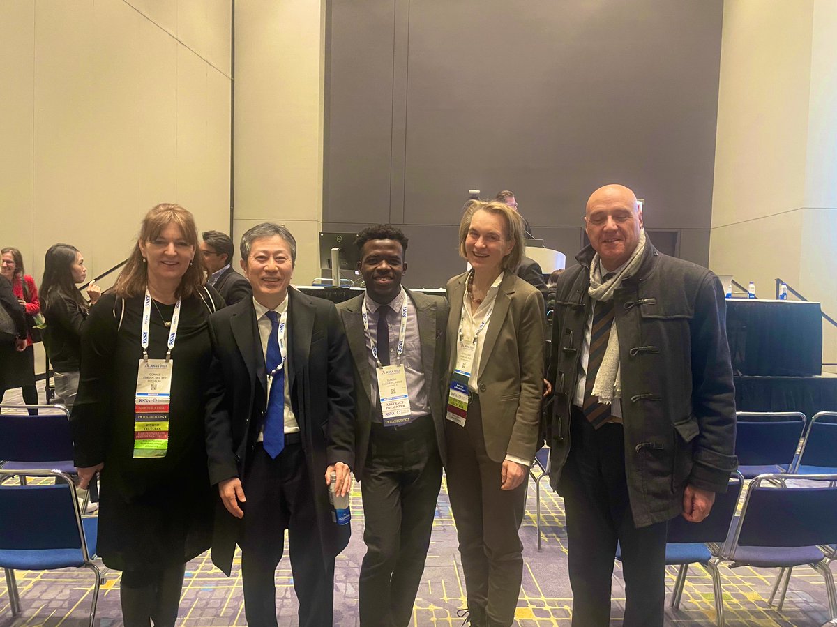 o_subomi's tweet image. Thrilled to have given my first #RSNA Oral Presentation yesterday. Grateful for the mentorship and support from Dr. Abe Hiroyuki, @folopade, @EpibioHuo, @foozlefoo  @UChicagoRADS @UCCancerCenter 

Honored to have met inspiring leaders in #BreastImaging #ImagingAI #RSNA23