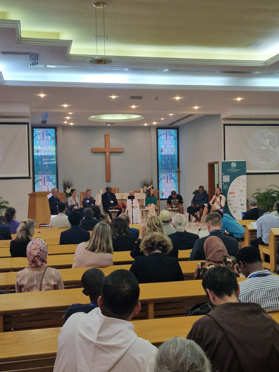 christian_aid's tweet photo. Some of our #COP28 delegation joined an interfaith gathering to address climate challenges through an Talanoa dialogue.

Talanoa dialogues are Fijian indigenous peoples' way of solving problems. Fiji, when president of COP23, introduced the concept 👇 https://t.co/XNgcTxASLB