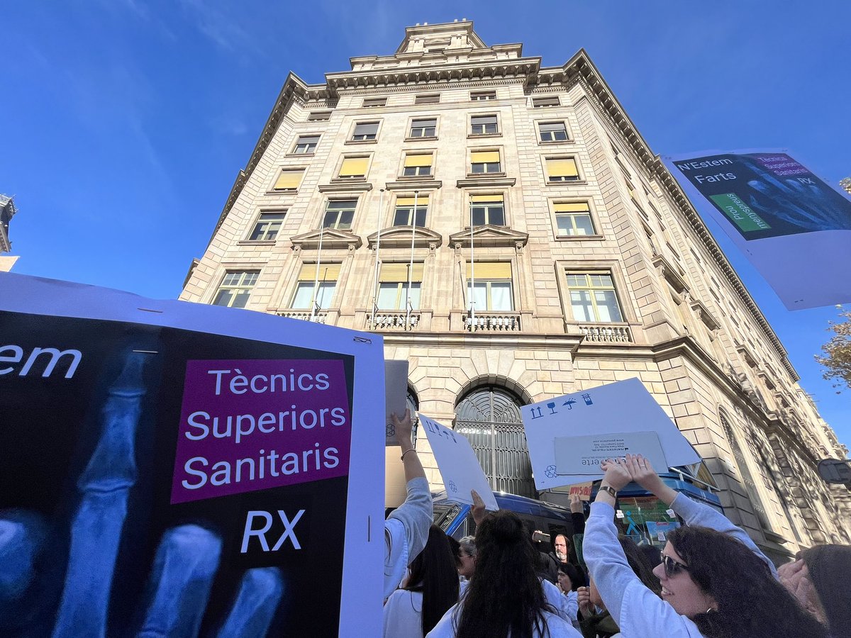 BelAinhoa's tweet photo. Volem el que ens toca! Estem #indICSnats
L’ @icscat ens ha d’escoltar !
#indICSnats
#VagaICS
#VagaTCAE-TSS
#VagaFTPS
#VagaICSFTPS
#VagaSAESIETeSS
#JuntsSomMes
#SoyTSS
@SietessTecnicos https://t.co/Qw0mkuCEnz