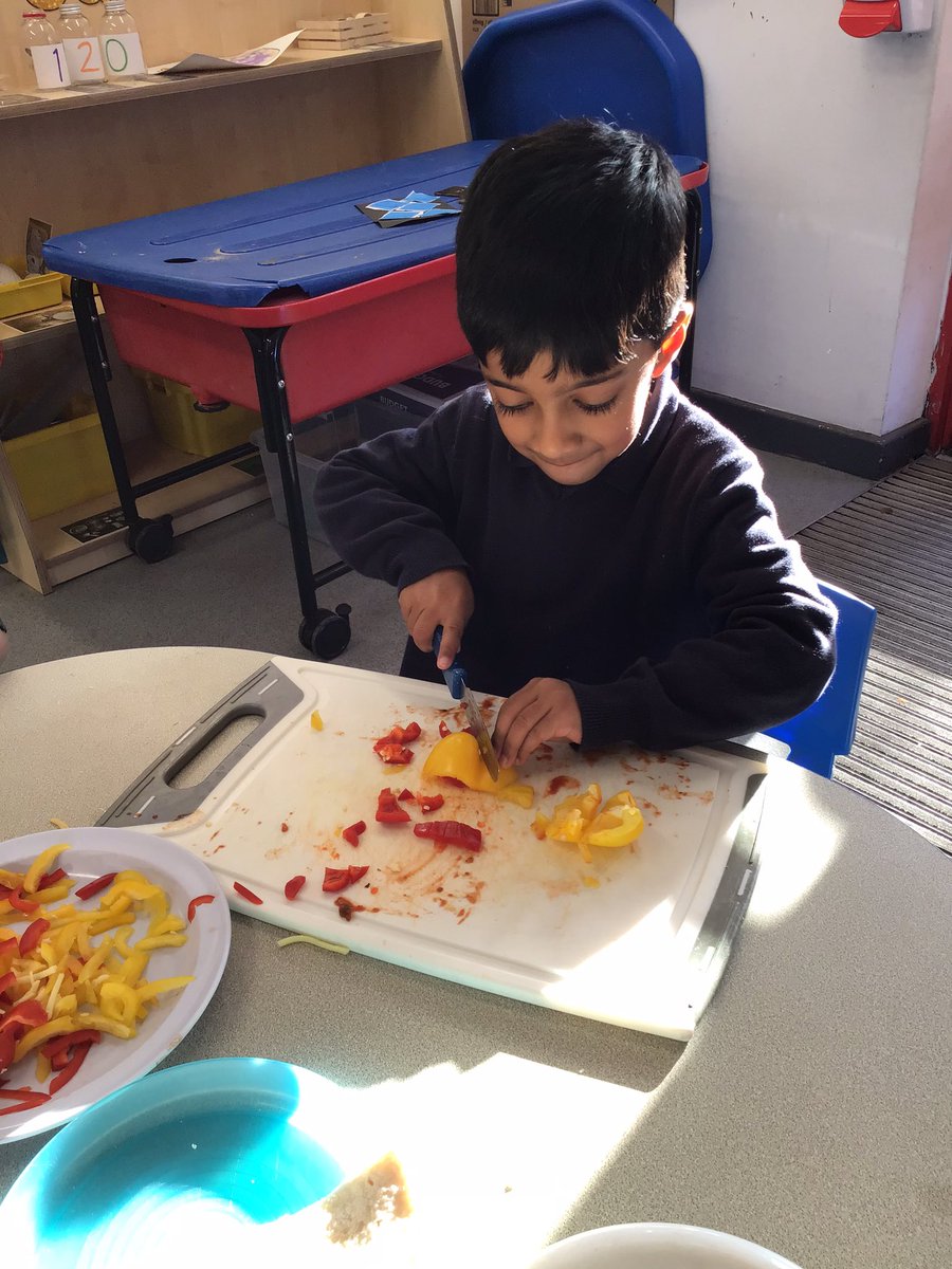 Halley Reception tweet media