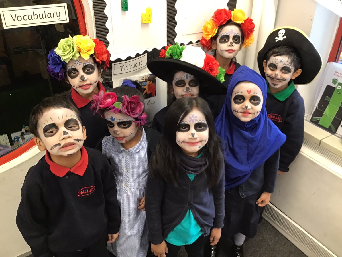 Halley Reception tweet media