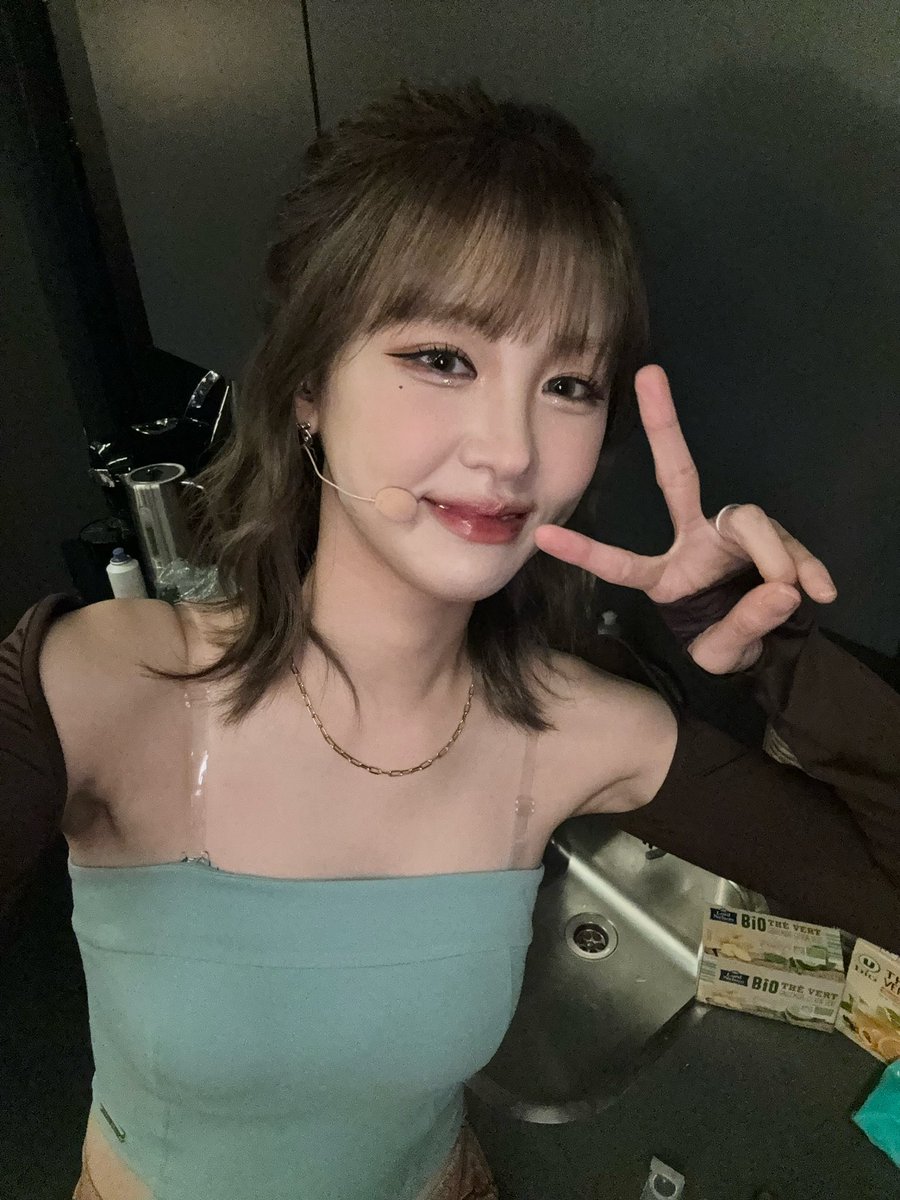 official_pixy's tweet photo. [#로라]

푸들입니댕 🐾

#pixy #픽시 #winxy #윈시 https://t.co/bJ7bctbXLm