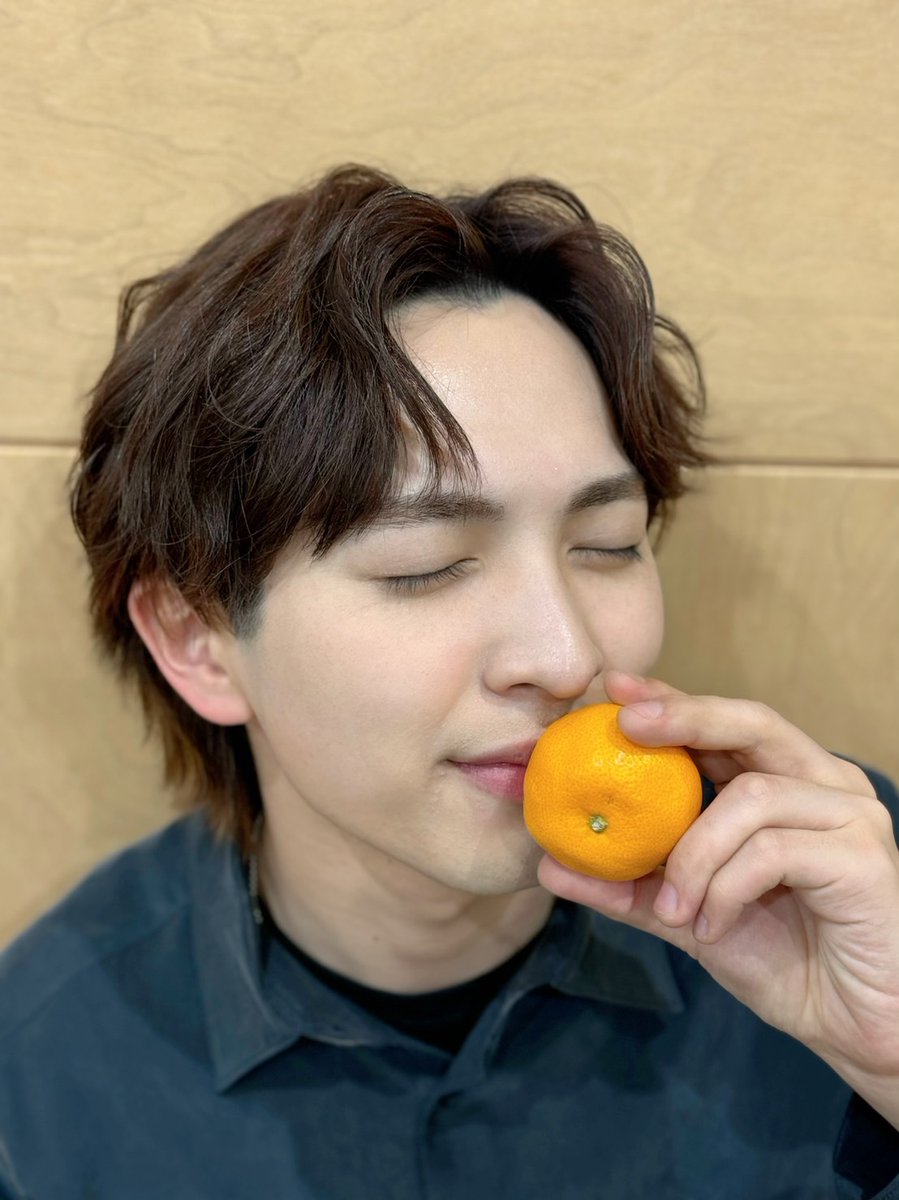 ≪#吉田仁人 の #レコメン！≫ 今日の一言 「みかん食えよ！」 🎧今日