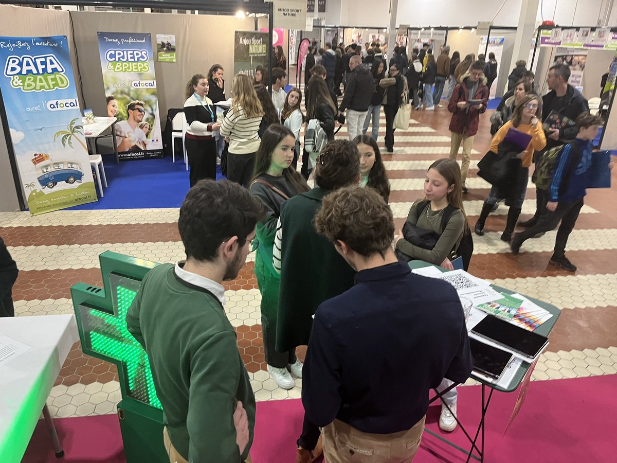 𝕊ⵉƁ𐤠ⳜƬƖƸƝ 𝓕🅰️UᖇΞ 🇺🇦 🇪🇺 tweet media