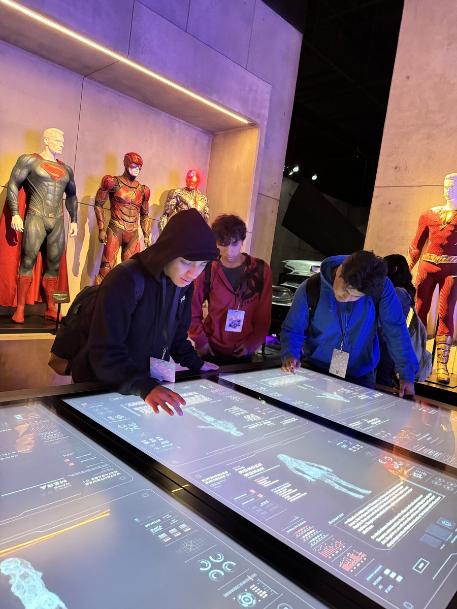 CTE_LLearningLA's tweet image. Students from Bernstein High School Cinematic Arts/Creative Tech Magnet’s #CTE #LinkedLearning Video Production pathway visited @warnerbrosstudios. @LASchools @linked_learning
