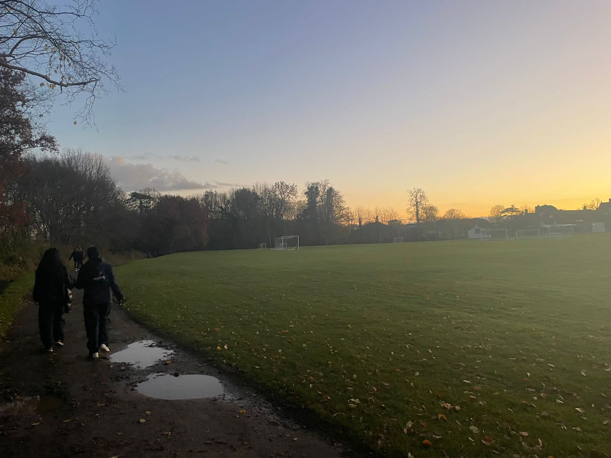 On Tuesday the Middles got into the charity spirit and took their turn in clocking up the miles for the Melvill charity challenge to cross the English Channel. Thanks to Mr Wills for his enthusiastic leadership! gofund.me/69c55e6b