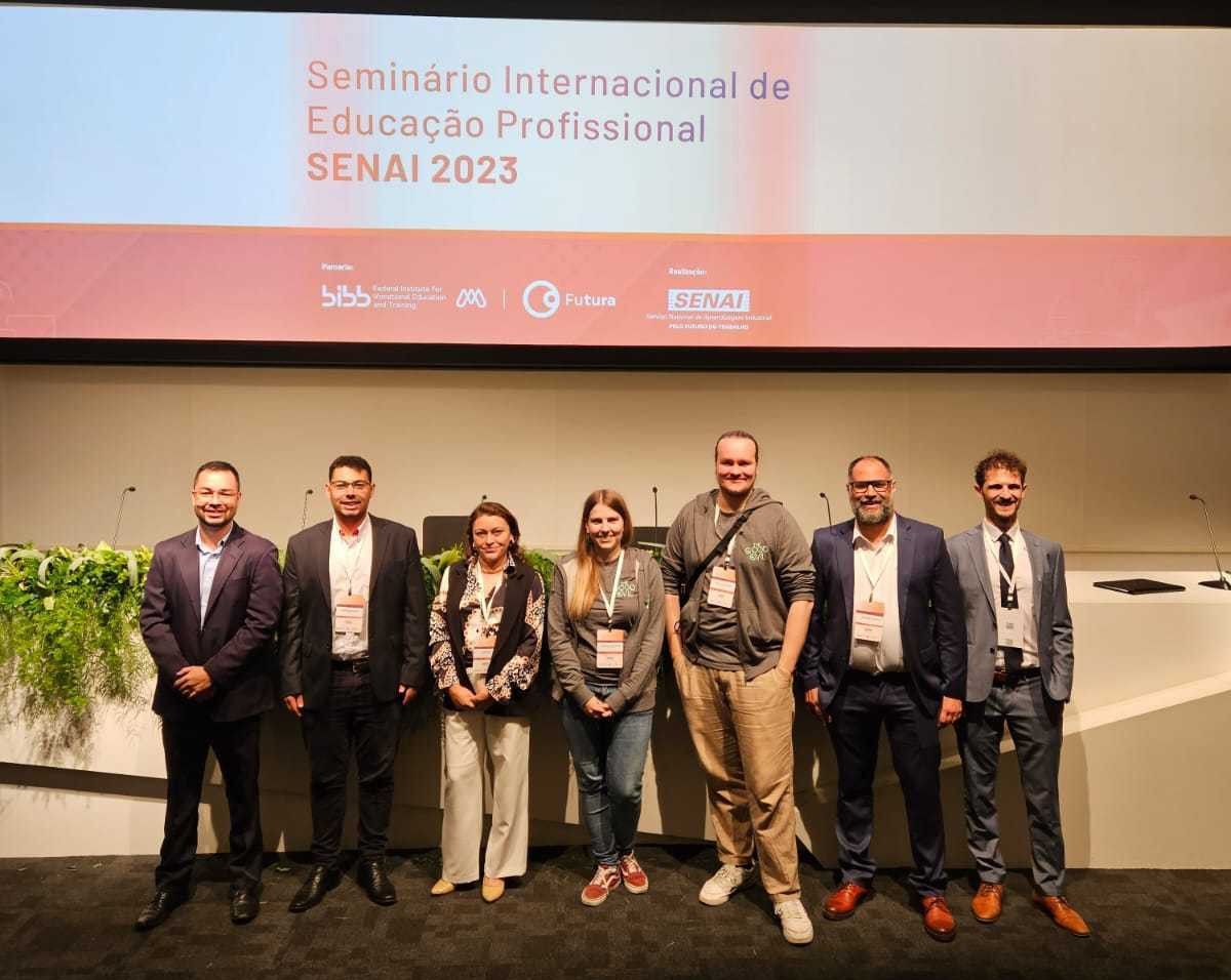 Barbara and Tristan were in Brazil's capital last week and presented our #VR research project <a href="/marla_tech/">MARLA</a> the international roadshow "Digitale Medien in der Berufsbildung“! 

Many thanks to bibb &amp; SENAI for the invitation and the warm welcome!

(Photos by CNI)

#educationgames