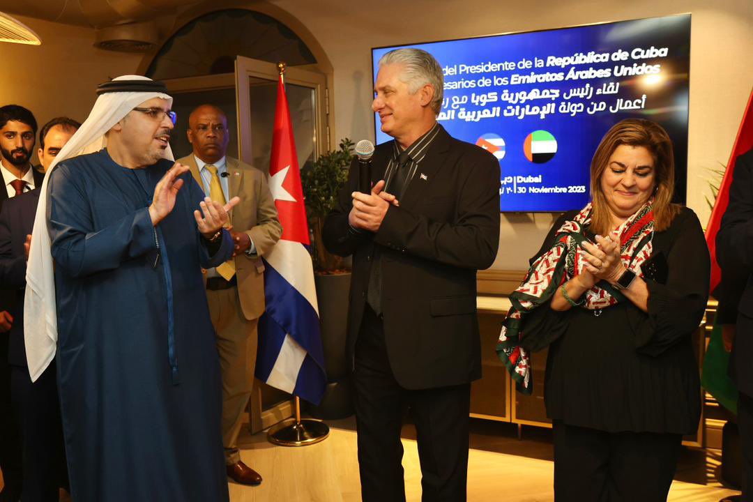 DiazCanelB's tweet photo. Provechoso intercambio sostuve con empresarios emiratíes sobre las diversas oportunidades de negocios en #Cuba, en aras de desarrollar proyectos conjuntos en sectores de interés común y dinamizar los nexos económicos, comerciales, financieros y de cooperación entre ambos países. https://t.co/b93t0ekKx5