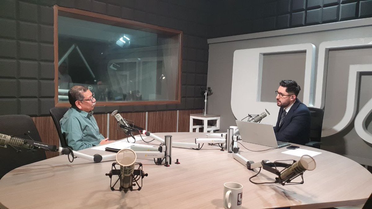sspsinaloa1's tweet photo. El secretario de Seguridad Pública, Gerardo Mérida Sánchez, acudió a entrevista al noticiero Luz Noticias, donde dio a conocer avances en materia de seguridad en el marco del #SegundoInformeRocha, y así como otros temas de interés para la sociedad.
#SSPSinaloa https://t.co/CyqmzHtYG5