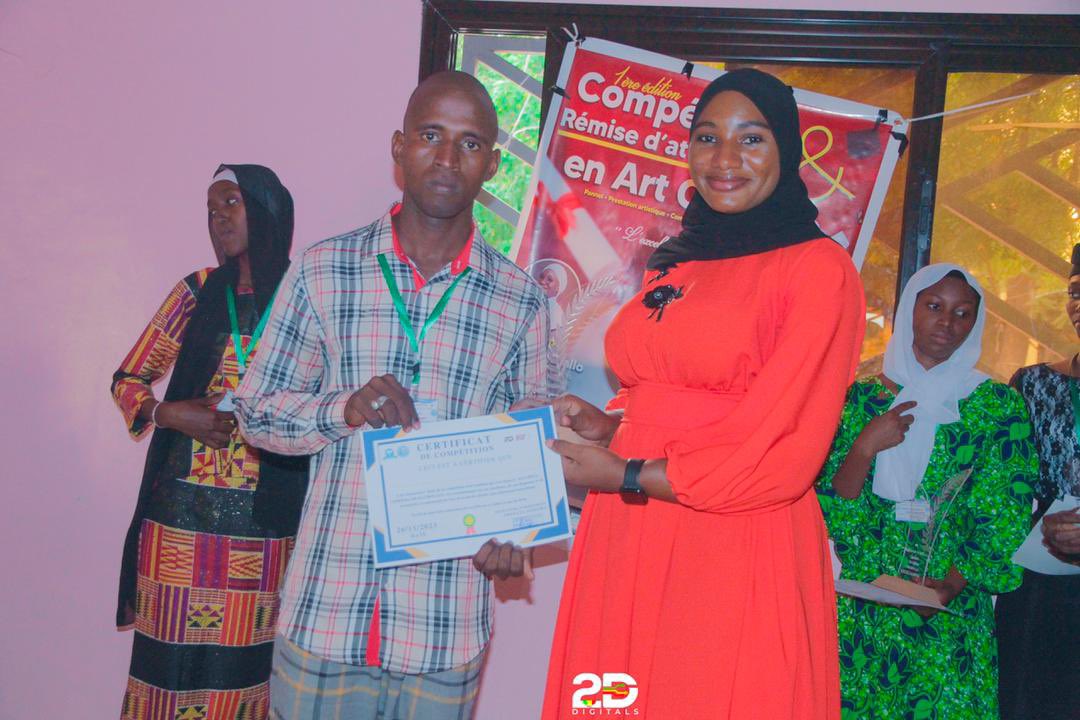 C’est avec joie que j’ai accompagné le club de débat de l’IPR-IFRA de Katibougou dans le cadre de la 1ère édition d’un concours en art oratoire.
Par la même occasion j’ai été choisie comme marraine de la finale et la cérémonie de remise de prix.

Vivement les prochaines éditions.