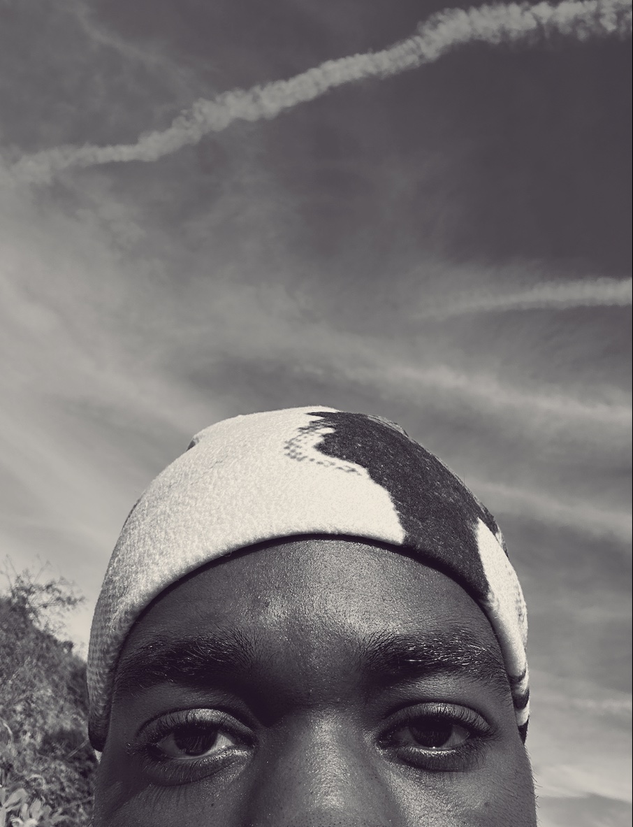 jayeclectricity's tweet photo. woe is me* https://t.co/QvfRzXndNR