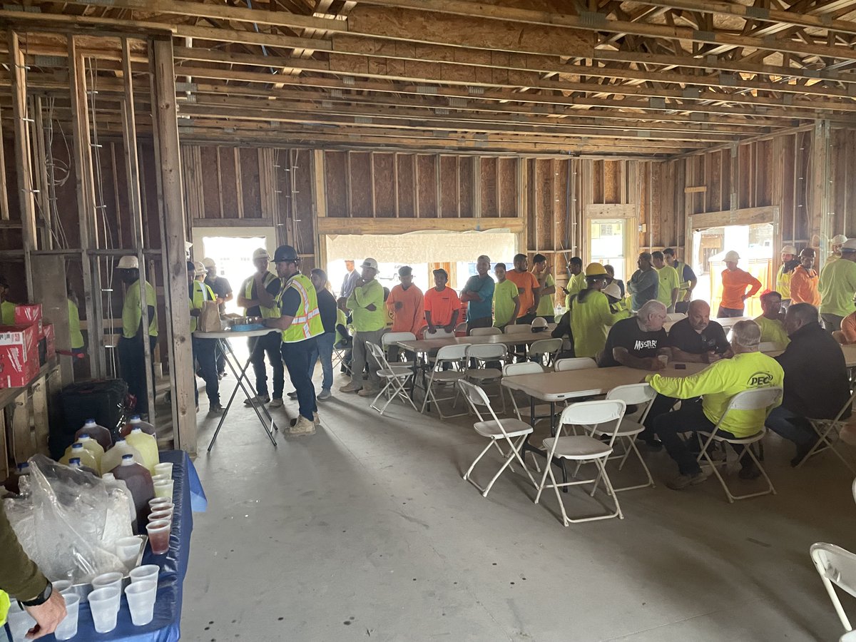 TheDouglasCo's tweet photo. Earlier this month, we held a topping out lunch party for all of the workers on our project, Discovery at Celebration Point. 🎉🎉 https://t.co/j0m02bJKVM