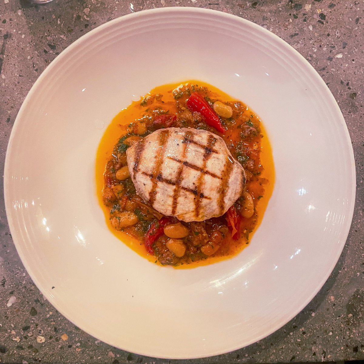 GriffinClubMerv's tweet photo. Another indulgent meal at Scales with @insidecounselor. Cloverleaf rolls with the swordfish entre. #mefood https://t.co/PDISbFvIU8