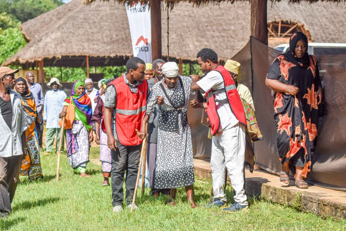 RedcrossKwale's tweet photo. In a collaborative effort to prioritize the well-being of senior citizens #BaseTitanium #RedCross #EquityBank launch a comprehensive #EldersWelfareProgram. The initiative aims to address the diverse needs of the elderly population (eg) #healthcare, and #financial support. https://t.co/Khw4Wa9Nn6