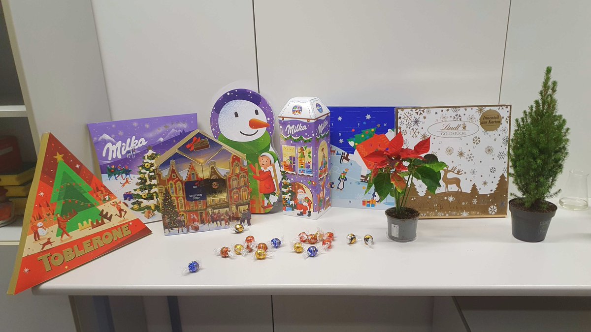 Carlos Elena-Real (@carloselenareal) on Twitter photo Along with all the snow, Christmas has come to the <a href="/MillesSigrid/">Sigrid Milles</a> lab!! Chocolates for everyone! Along with all the snow, Christmas has come to the <a href="/MillesSigrid/">Sigrid Milles</a> lab!! Chocolates for everyone!