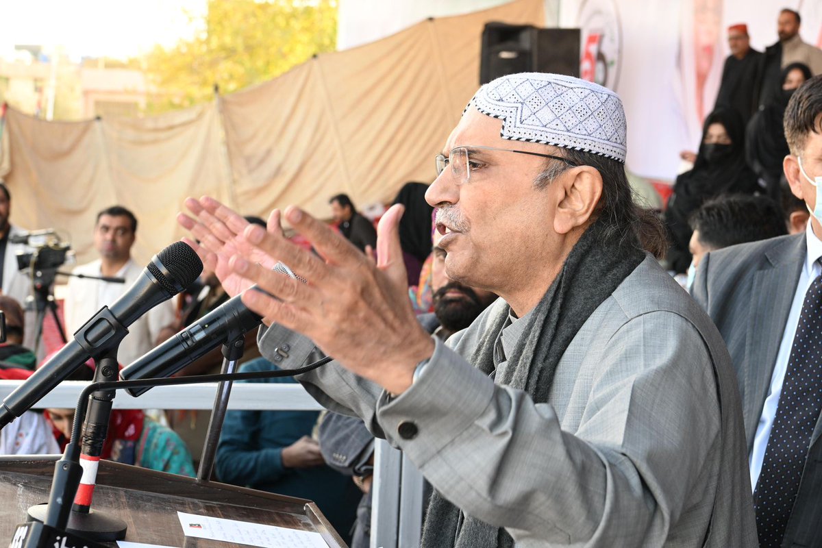 DigitalMediaPPP's tweet photo. We have to make @BBhuttoZardari the leader of today and tomorrow: @AAliZardari 
#PPPFoundationDayBalochistan https://t.co/x3W2H9rlgs https://t.co/RLlqeDpMdQ