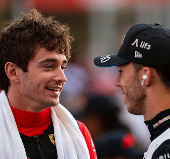 vroomgasly's tweet photo. charles looks at pierre with so much admiration. he’s just like us. i love them. https://t.co/jv3c3AgOnS