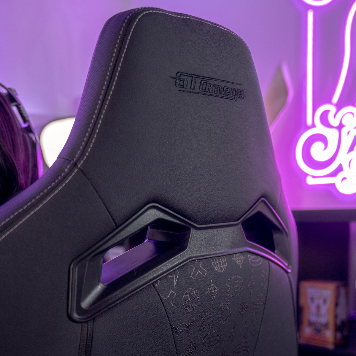 SneakEnergy's tweet image. LESS THAN 24 HOURS 🚨 

Want to win this GT Omega x Sneak Gaming Chair plus UltraBlxxk? Head to the link below, competition closes tomorrow!

sneakenergy.visitlink.me/fx57QE