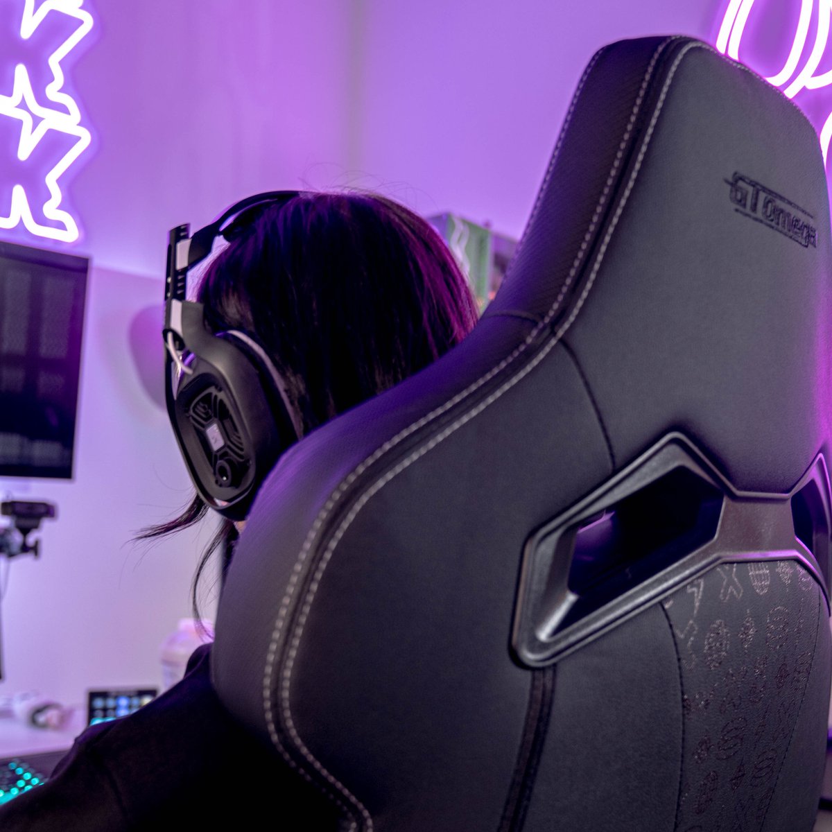 SneakEnergy's tweet image. LESS THAN 24 HOURS 🚨 

Want to win this GT Omega x Sneak Gaming Chair plus UltraBlxxk? Head to the link below, competition closes tomorrow!

sneakenergy.visitlink.me/fx57QE