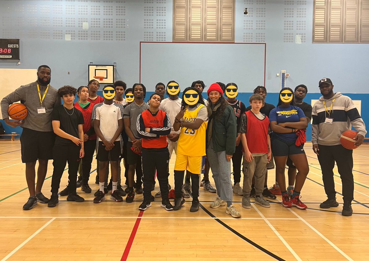 What an eventful month it’s been for the basketball team! 🏀 A trip to the Copperbox to watch the @LondonLions v Newcastle Eagles 👏🤩 🏀 Ella Saunders from the @LMFoundation_ visited a basketball session and shared the young people the foundations of her work and role! 🙌