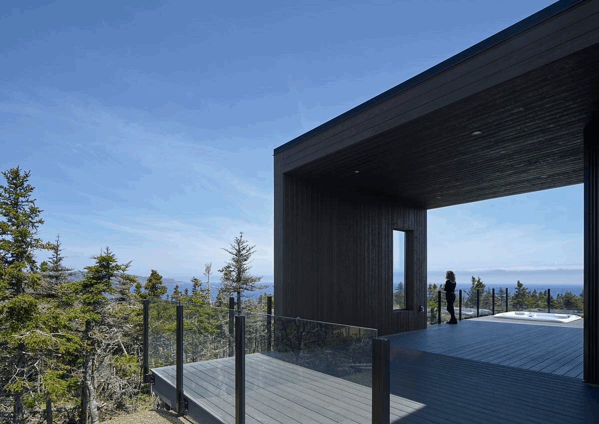 e_architect's tweet image. The Silver Mine Head House was designed by Woodford Architecture for a family moving from the mainland of Canada with a dream of ocean views and connection to the landscape

e-architect.com/canada/silver-…

#LargeHouse #avalonpeninsula #newfoundland #architecture