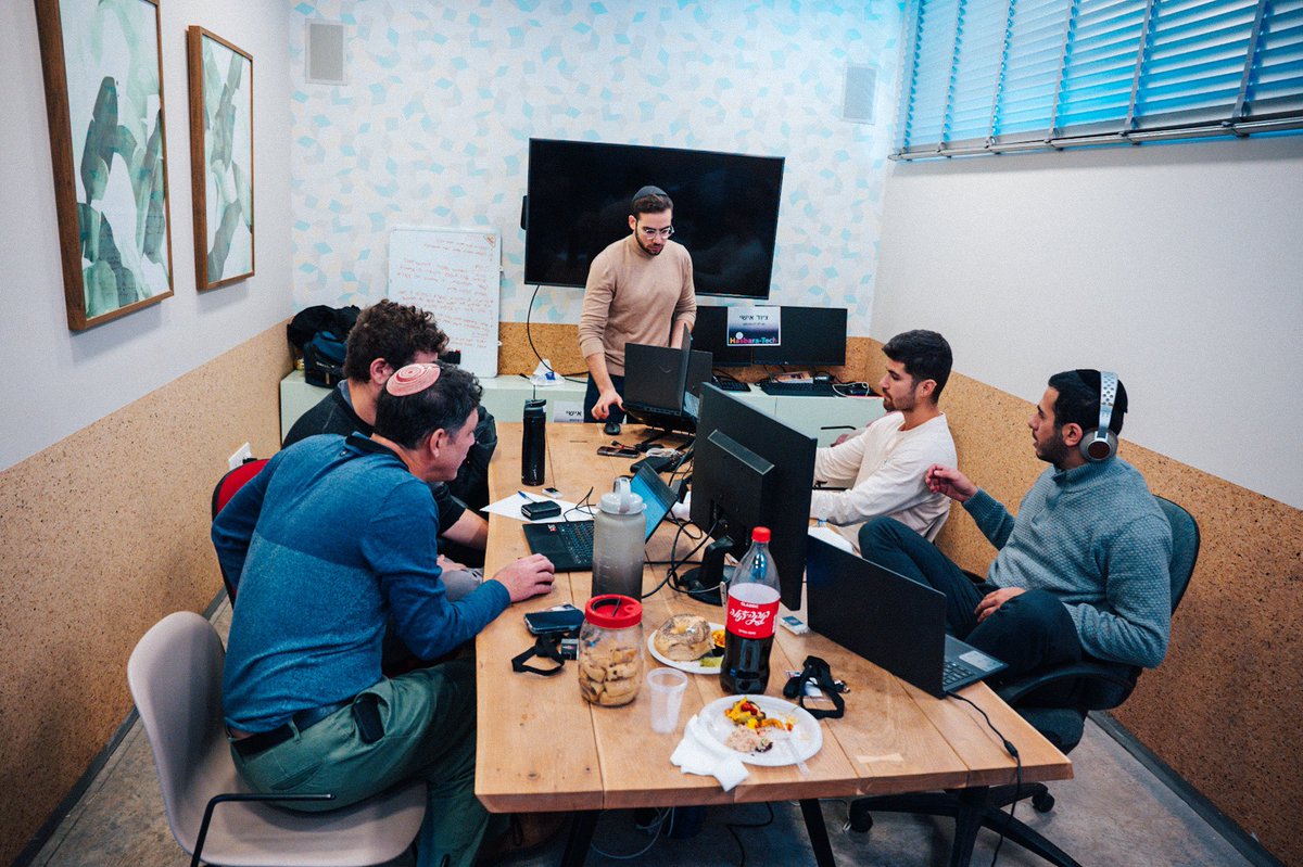 משרד החוץ tweet media