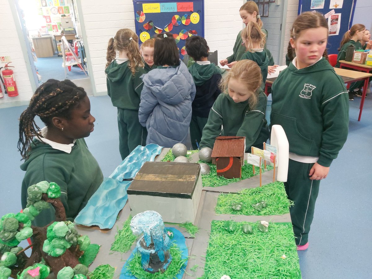 Scoil Bhríde Eglantine tweet media