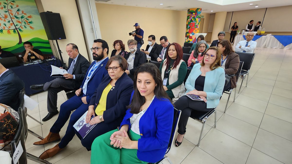 SECOMISCA's tweet image. #EnVivo SE-COMISCA realiza lanzamiento oficial de la Política Regional de Salud del Sistema de la Integración Centroamericana 2023-2030 (PRSS) que tiene como objetivo proveer a la región del SICA de una política de salud que constituya un marco orientador que facilite la