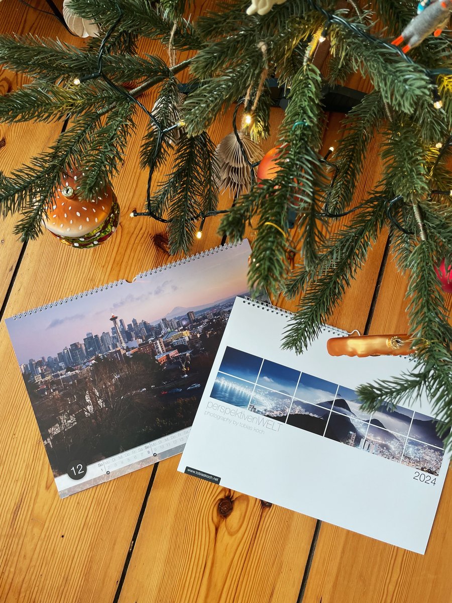 toko's tweet photo. #perspektivenWELT ist da! auch der versand startet in kürze. jetzt noch eines der letzten exemplare sichern: meinen a3-fotokalender für 2024 gibt es hier: https://t.co/kR06i0CBm8 https://t.co/JeSj9AMrXR