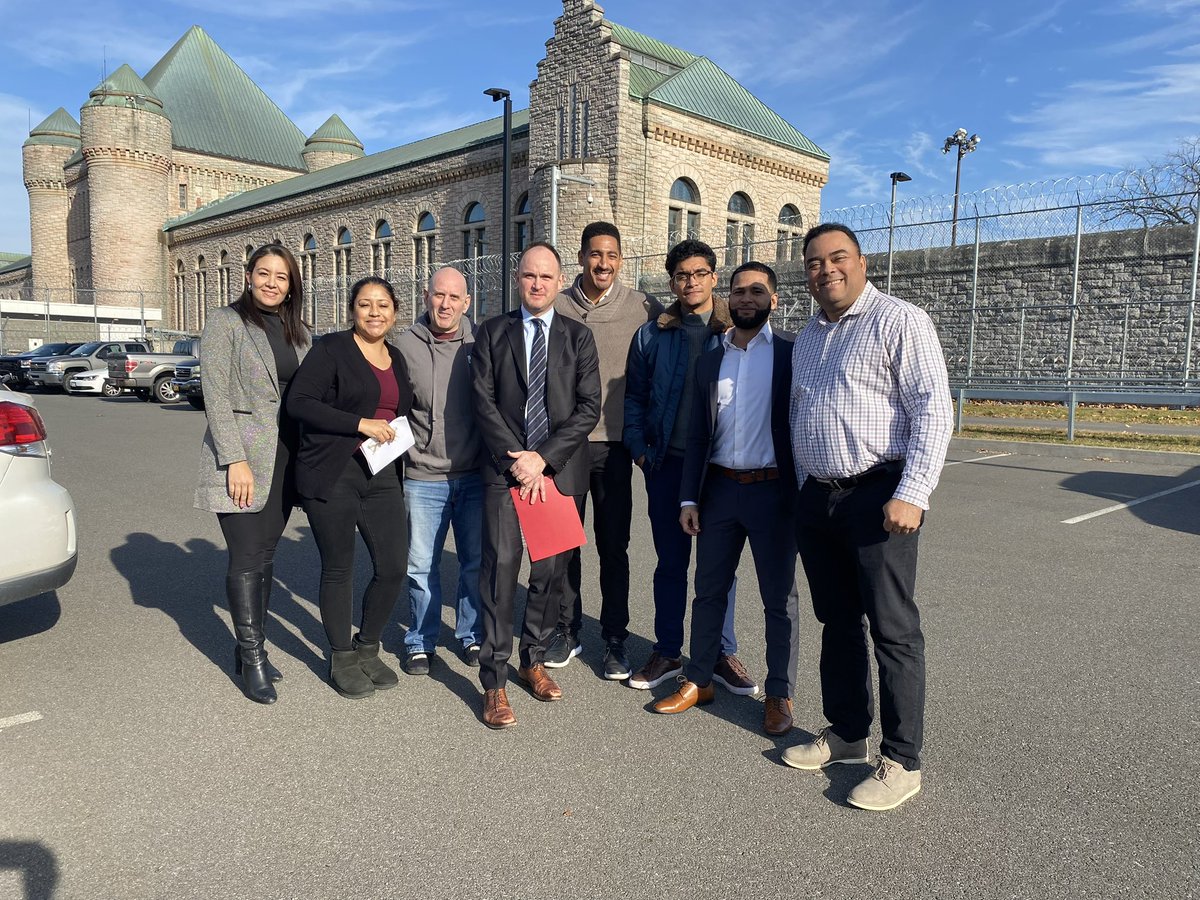 Harvey Epstein tweet media