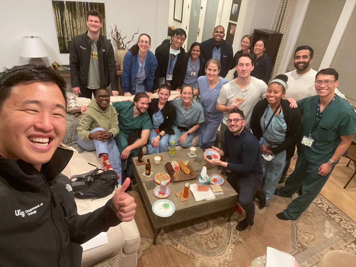 lindsayahampson's tweet photo. Amazing journal club on Imposter Syndrome (IS) last night - our take-aways:
🔸IS happens to EVERYONE at all stages of career
🔸Voicing one's mistakes, apprehensions, or feelings of inadequacy can help even though it's scary
🔸Create a culture of sharing mistakes and missteps https://t.co/MfYS8eC6Hn