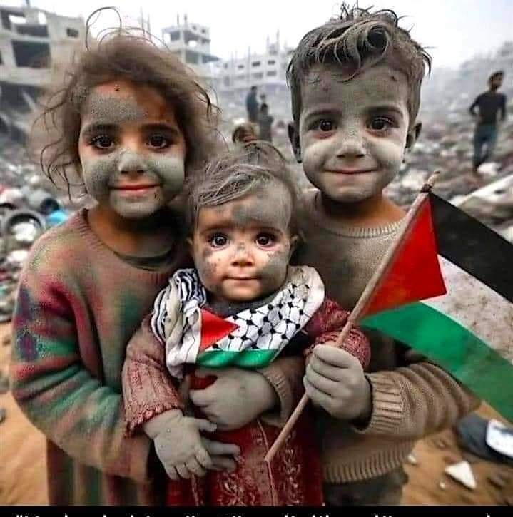 Kendi topraklarında tutsak edilen Filistin halkına soykırım uygulanıyor

#SoykırımaSeyirciKalma
#Free_Palestine