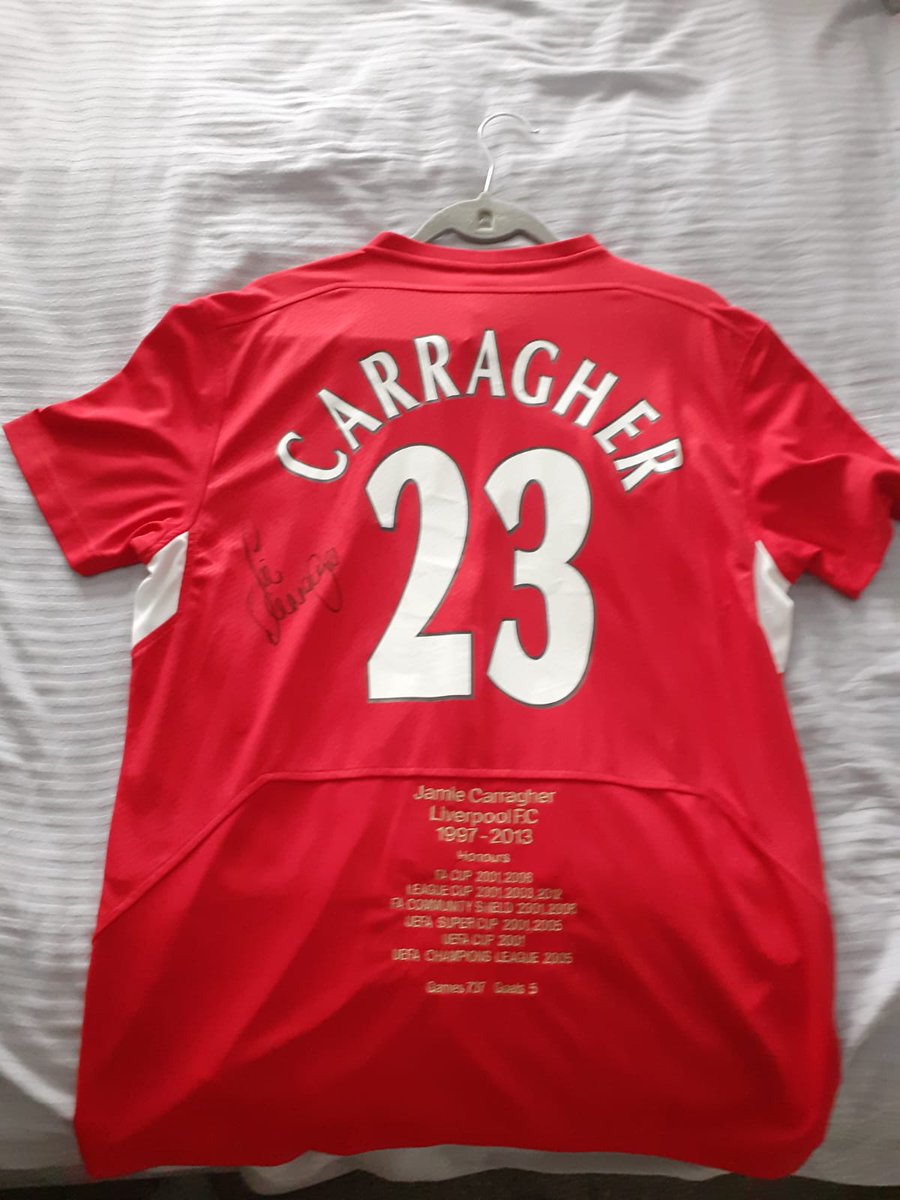 pearcecult's tweet photo. Tomorrow we start off the auctions.

First jersey: 2005 @Carra23 tee
donated by our legends at @AidToAll1

The biggest donation on https://t.co/0ZUCxNygfB by 5th Dec, 23:59 wins.

Pics attached, let's go the link
is active now, let's create some
magic this month, and December! https://t.co/l2nSuMIbht