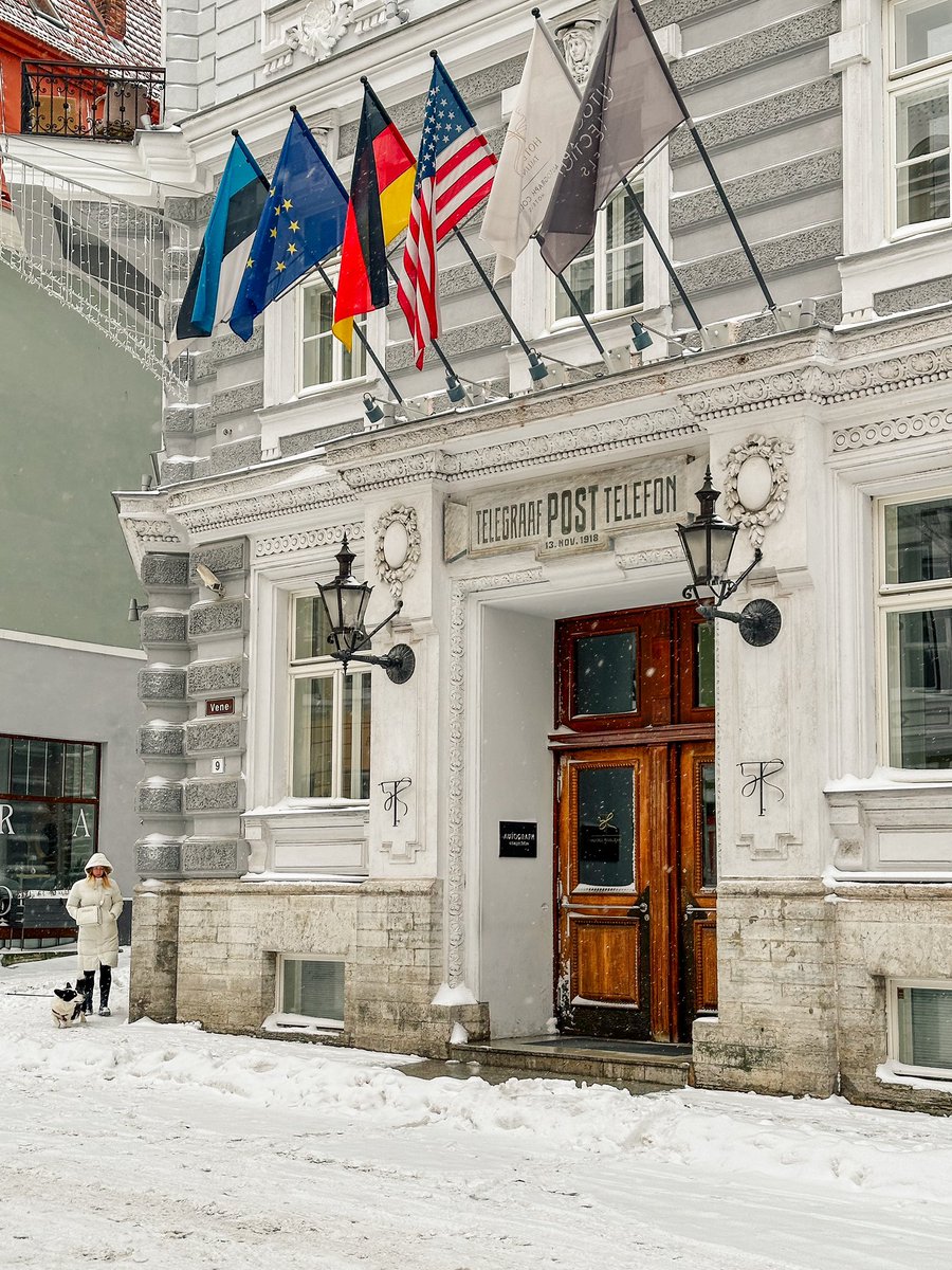 VisitTallinn's tweet photo. More snow coming down in #Tallinn, just in time for the #Christmas Market opening tomorrow (Dec 1) at 18:00 on Town Hall square. Don��t miss the Coca Cola festive caravan at Rotermann quarter at 16:00 (Dec 1). 
#VisitTallinn #VisitEstonia #WINTER https://t.co/88RLIyEHbt