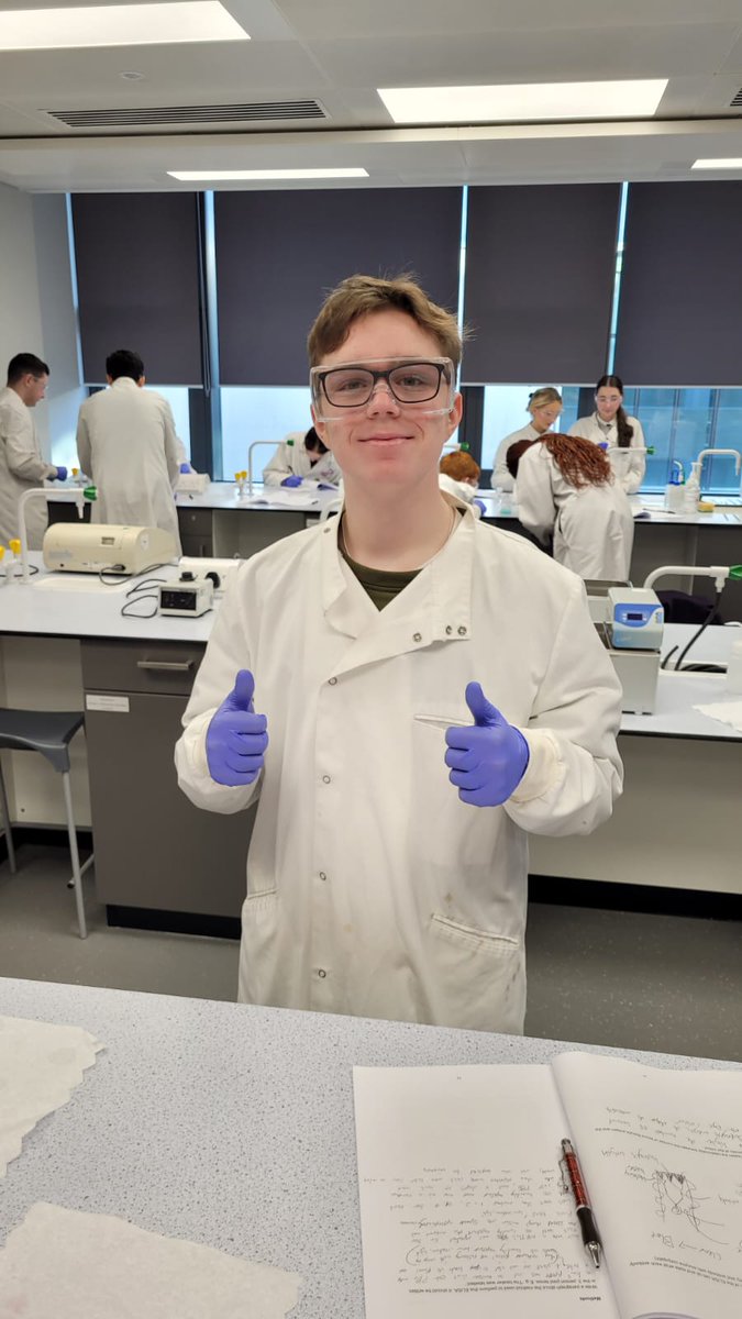 St Aidan's High Science tweet media