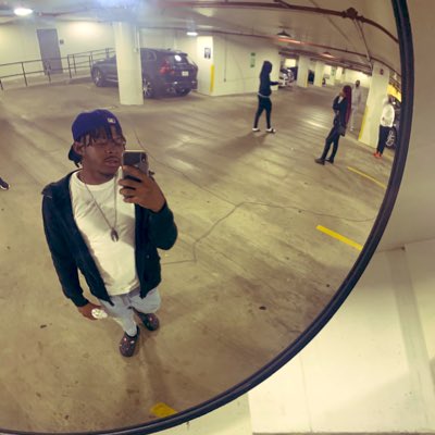 🪞🪞🪞 https://t.co/eSDj0UrGvZ