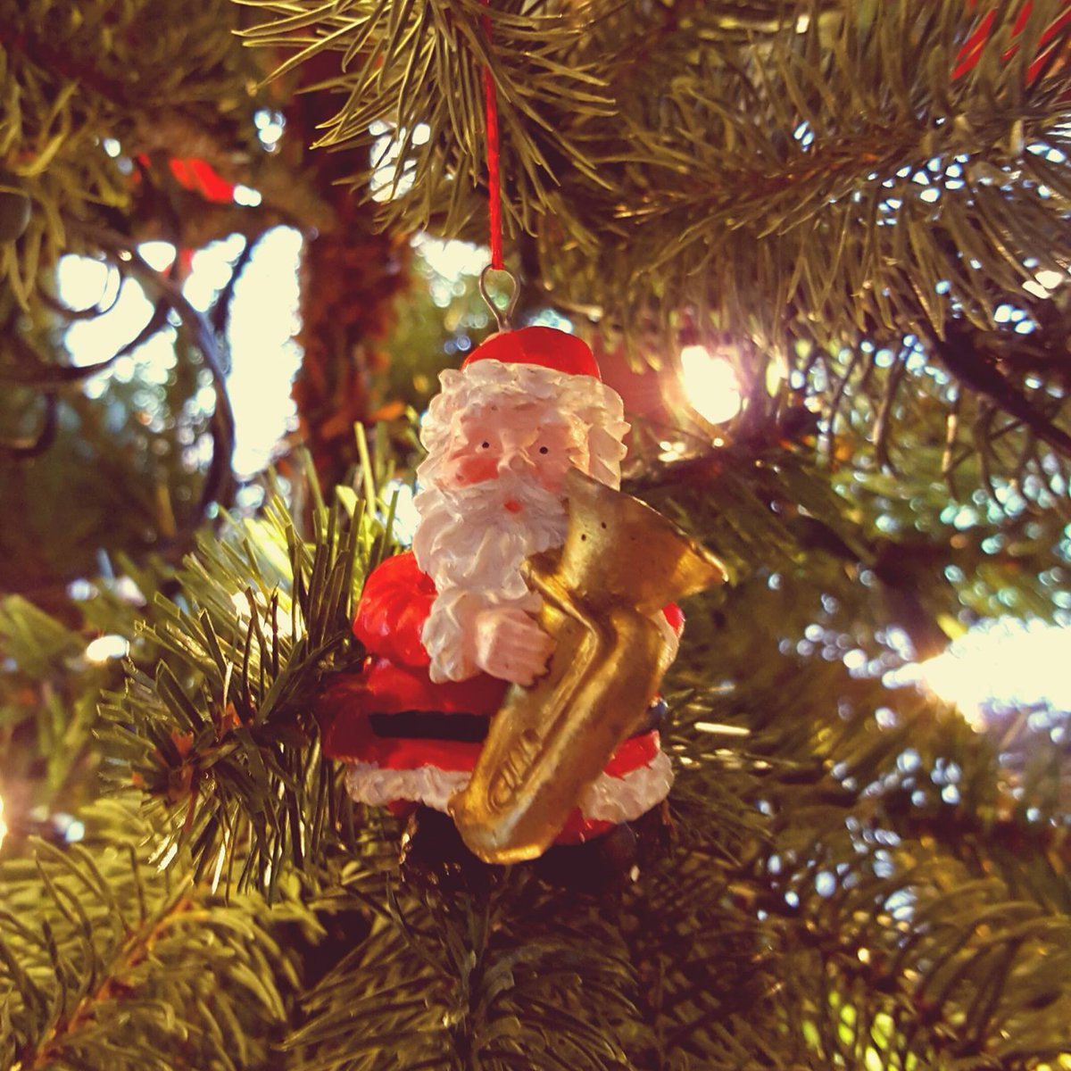 Don't miss the tradition of TUBACHRISTMAS!  Sunday, December 3 at 3 pm in the Chapel.  It's free, festive and fun!  Bring the whole family.