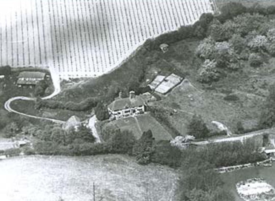 Time travel back to 1975 with us!🕰️  

Moved brick by brick while constructing the #BewlWater reservoir, Dunsters Mill House, a Grade II star-listed building, found a new home at Three Leg Cross after a meticulous two-year relocation!