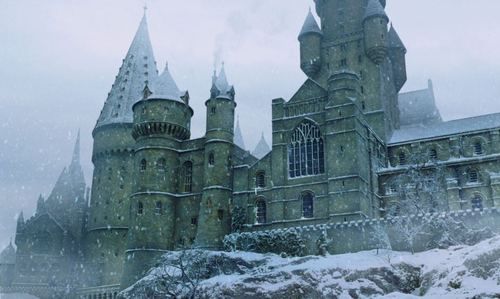 SaturnaliaArg's tweet photo. De ahora hasta marzo deseando estar en el invierno de Hogwarts para no sufrir el calor https://t.co/3M5i7437NR