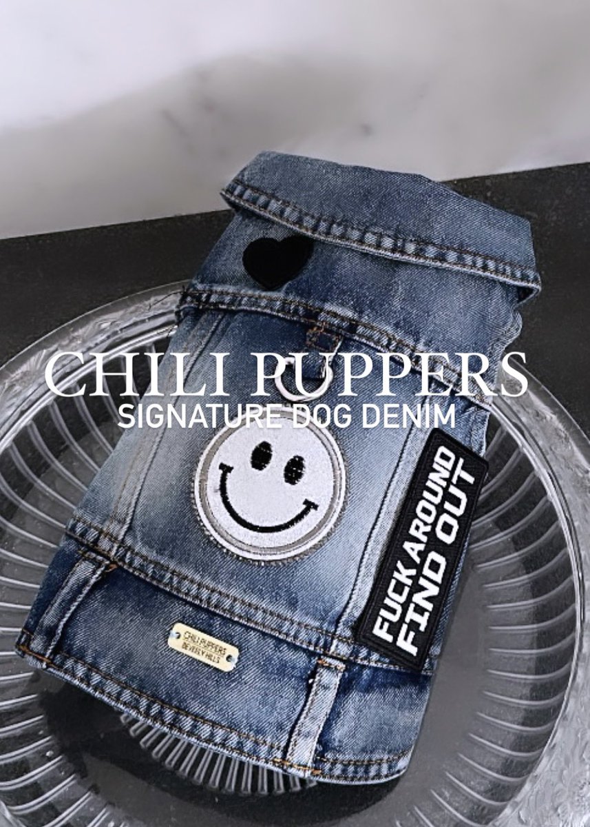 CPupBevHills's tweet photo. The FAFO &amp; The Grinchmas ~ Limited Edition Dog Denim Jackets🎄🎁

Chili Puppers Beverly Hills Dog Denim Collection
https://t.co/V3V6N5x599 

#cutestdogever #ChristmasGiftIdeas #HolidayCheer  #BeverlyHills https://t.co/yqiNJ7oEef