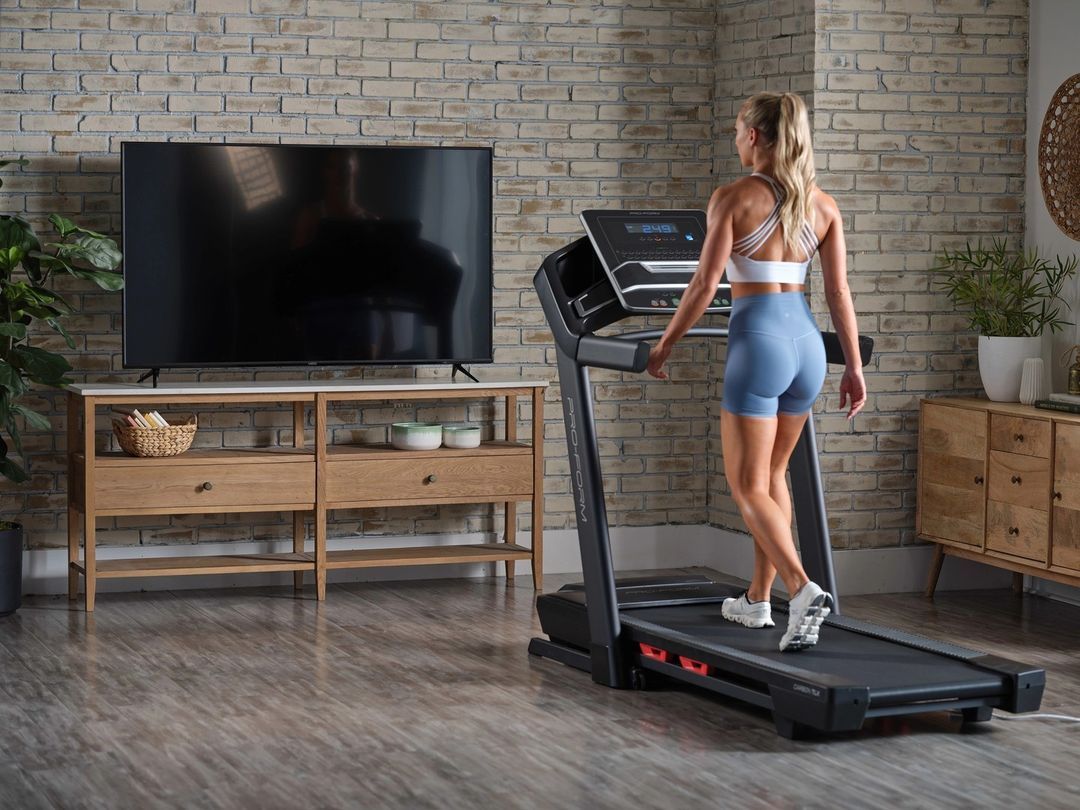 ProFormFrance's tweet image. Sur mon chemin vers le succès ! ✨⁠

l8r.it/VAQ0 🔗

#ProForm #ProFormFitnessFR #iFIT #tapisdecourse #fitness #workout #france #homegym #running #wellness