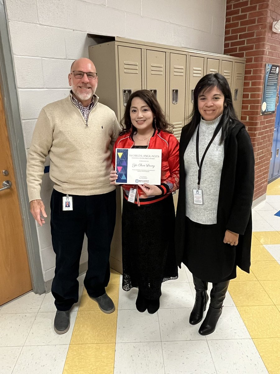 Love visiting and celebrating WL teachers! I enjoyed spending some time at <a href="/EastGarnerMMS/">East Garner Magnet</a> with our Chinese PLC leader, Ms Leung and her principal! So excited for the great things coming for our Chinese programs in the district! <a href="/WCPSS/">Wake County Public School System</a> <a href="/WCPSSTeam/">Team WCPSS</a> #wcpssworldlanguages
